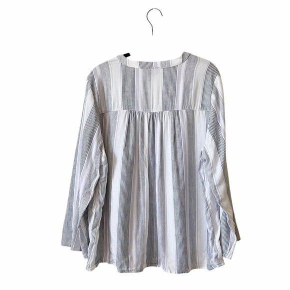 Splendid Linen Blend Top Women's Size M White Striped V-Neck 3/4 Sleeve Shirred - Picture 4 of 10